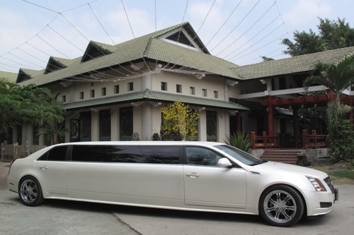 Ho Chi Minh limousine car rental